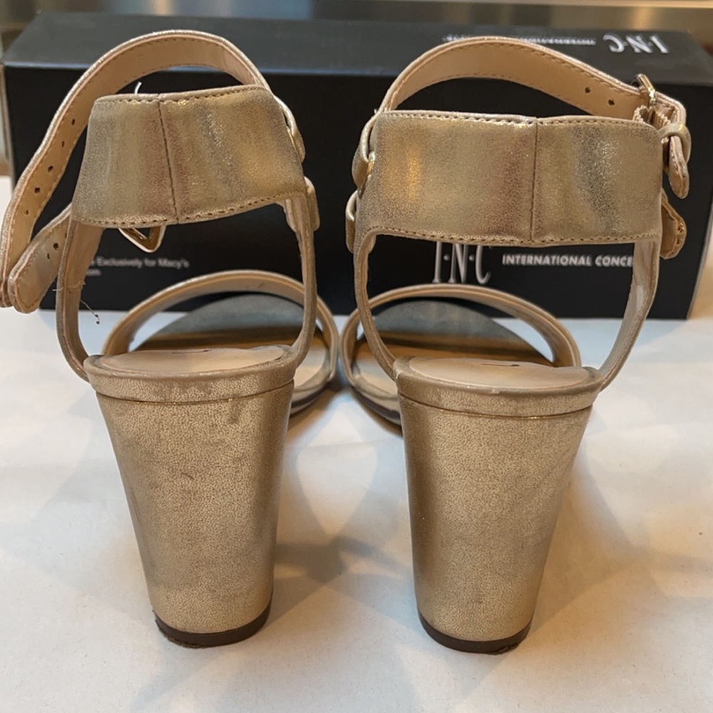 Unisa Reiaa Metallic Gold Strappy Sandals - Picture 8 of 14